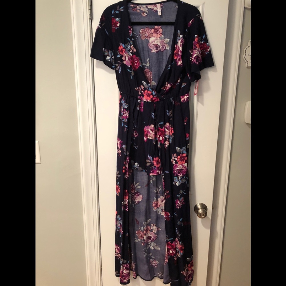 Xhilaration v-neck floral romper dress NWT